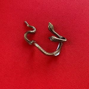 😍😍 Roberto Cavalli snake earring 😍😍